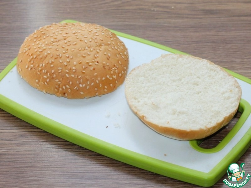 Дружбургер с котлетой и сыром