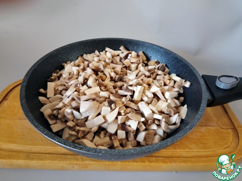 Огурцы с грибной начинкой