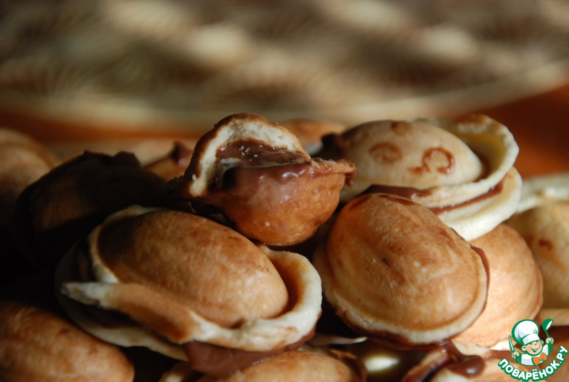 Орешки с шоколадом