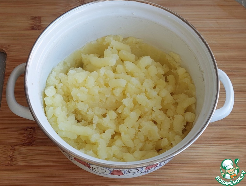 Пирожки с картошкой и плавленым сыром