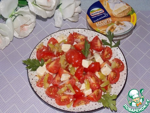 Салат с помидорами черри и сыром